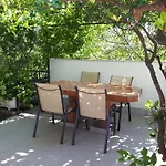 Tinka Lägenhet Starigrad Paklenica