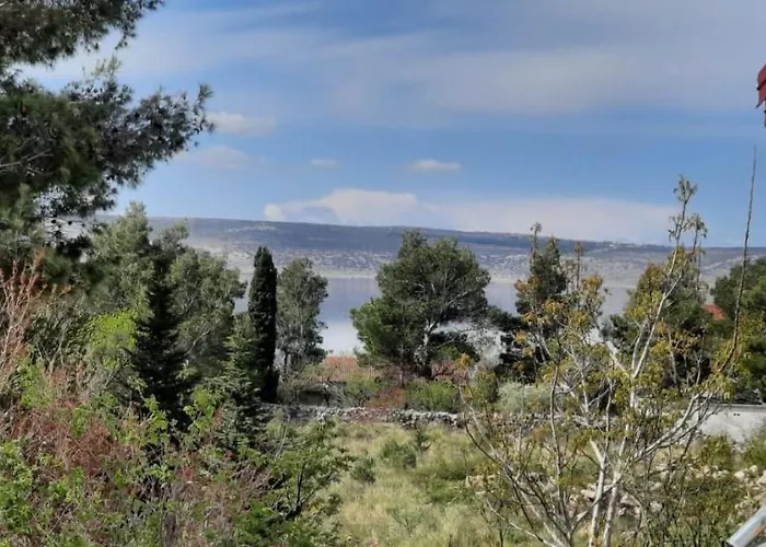 Tinka Apartmán Starigrad Paklenica