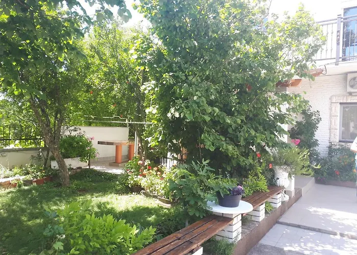 Tinka * Starigrad Paklenica