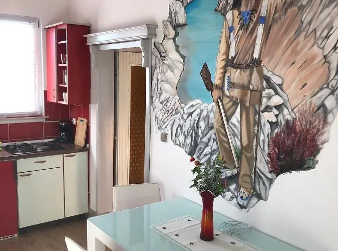 Tinka * Starigrad Paklenica