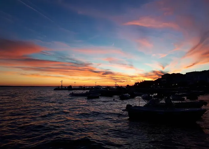Tinka Starigrad Paklenica