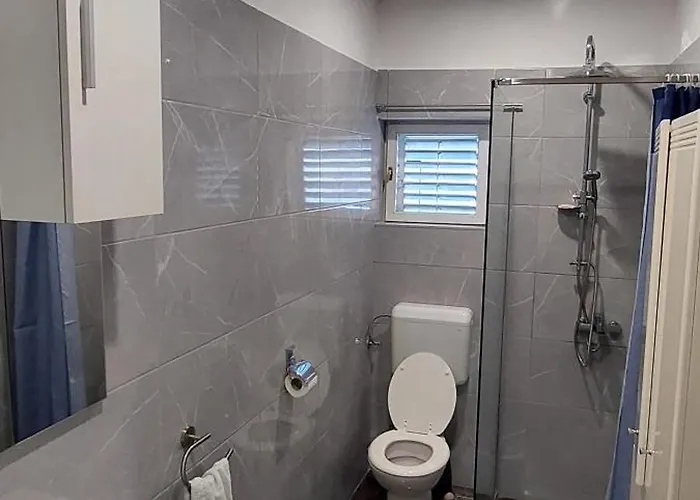 Tinka * Starigrad Paklenica