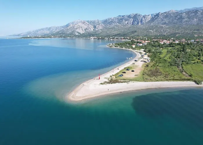 Tinka Starigrad Paklenica