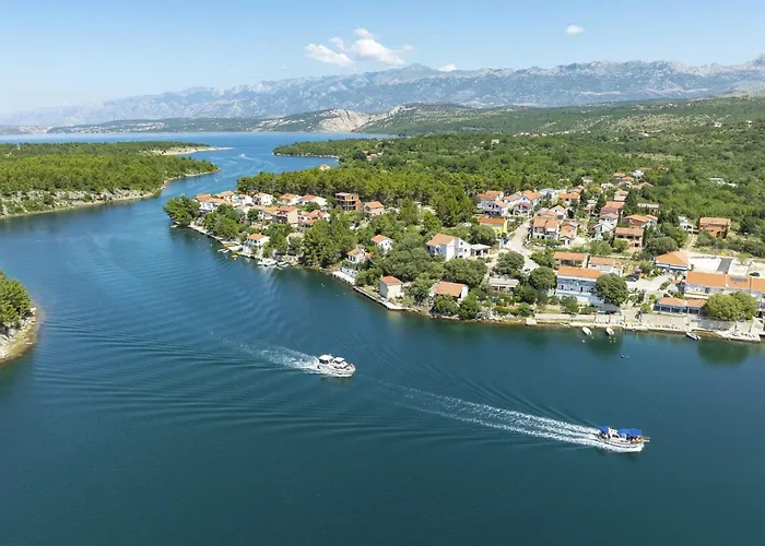 Tinka * Starigrad Paklenica