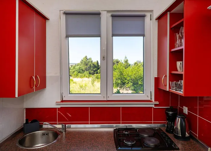 Tinka * Starigrad Paklenica