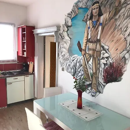 Tinka * Starigrad Paklenica