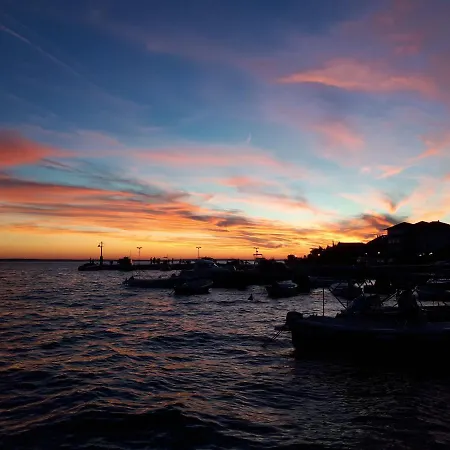 Tinka Starigrad Paklenica