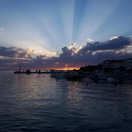 Tinka * Starigrad Paklenica