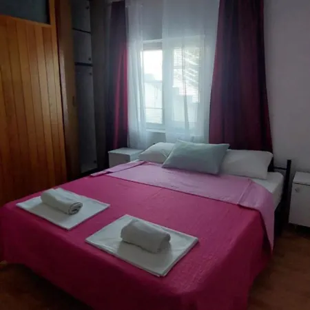 Apartment Tinka Starigrad Paklenica