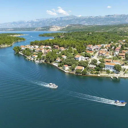 Tinka * Starigrad Paklenica